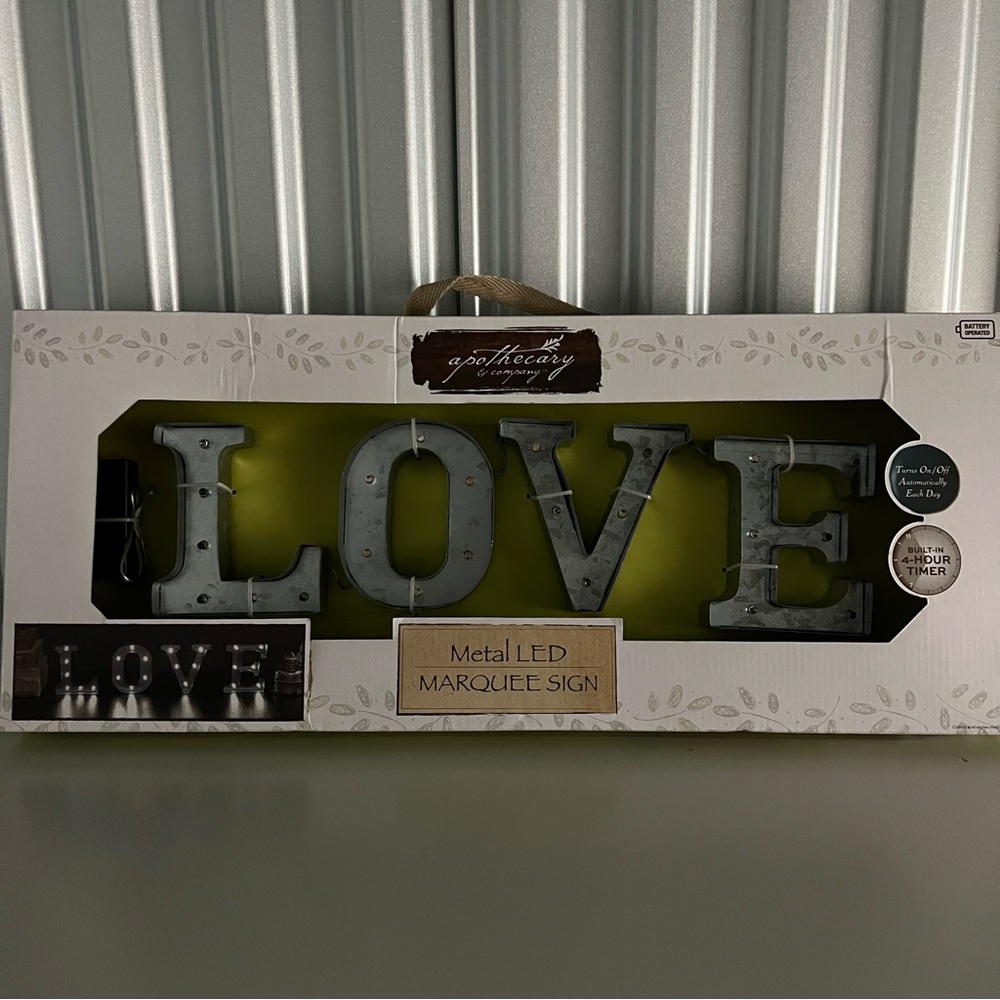 NIB Apothecary Metal LED Marquee Sign LOVE, built in timer